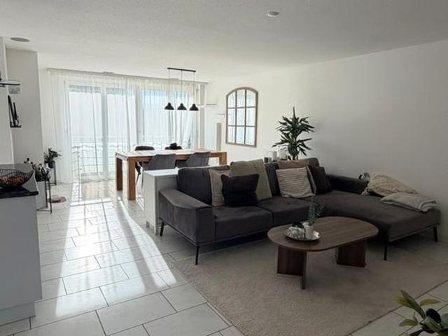 2.5 Zimmer, 100 m², 2. Stock