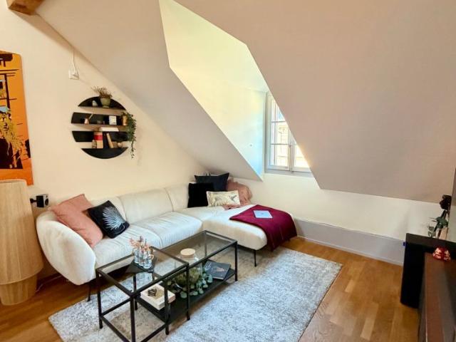 2.5 Zimmer, 100 m², 3. Stock