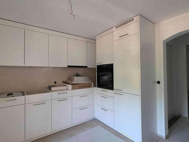2.5 Zimmer, 100 m², 4. Stock