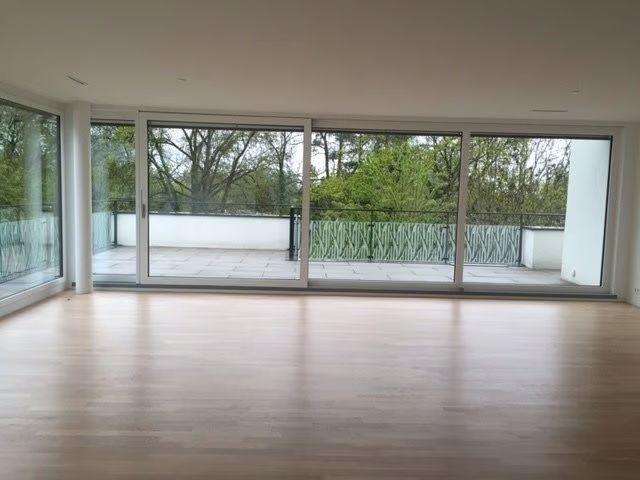 2.5 Zimmer, 102 m², 1. Stock