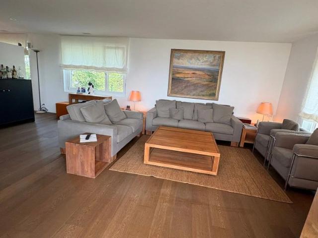 2.5 Zimmer, 102 m², 2. Stock