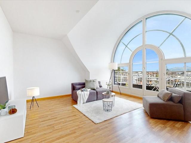 2.5 Zimmer, 106 m², 5. Stock