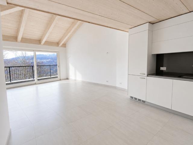 2.5 Zimmer, 108 m², 3. Stock