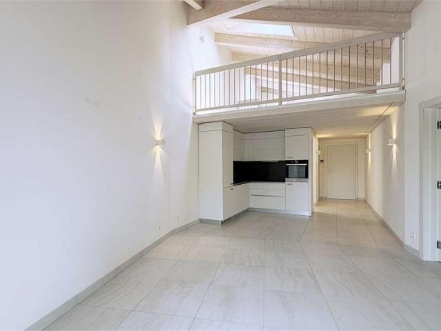 2.5 Zimmer, 108 m², 3. Stock