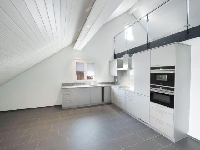 2.5 Zimmer, 110 m², 2. Stock