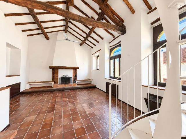 2.5 Zimmer, 115 m²