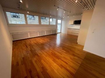 2.5 Zimmer, 118 m², 1. Stock