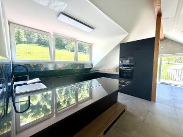 2.5 Zimmer, 120 m², 2. Stock