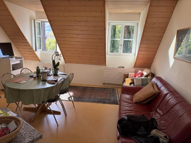 2.5 Zimmer, 120 m², 5. Stock