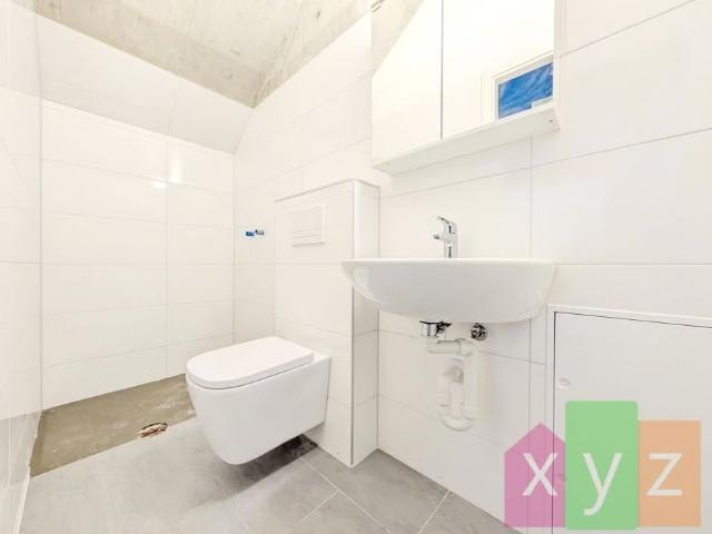 2.5 Zimmer, 240 m²