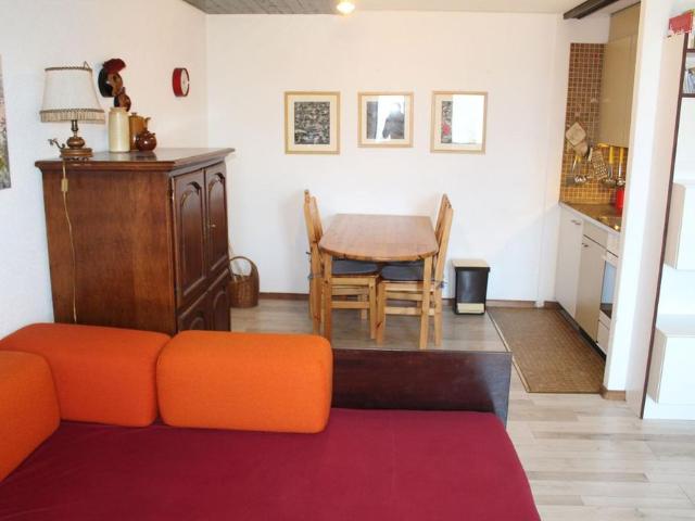 2.5 Zimmer, 43 m², 1. Stock