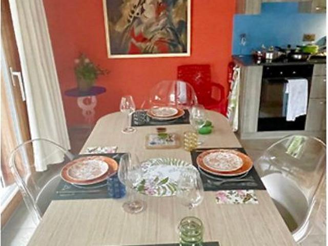 2.5 Zimmer, 54 m², 1. Stock