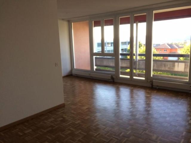 2.5 Zimmer, 54 m², 2. Stock