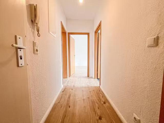 2,5 Zimmer 54 m² 360 € Kaltmiete Wohnungen in Eisenach