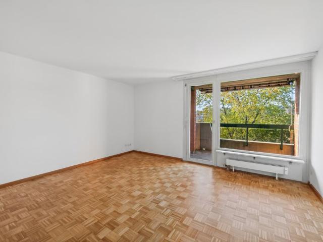 2.5 Zimmer, 55 m², 2. Stock