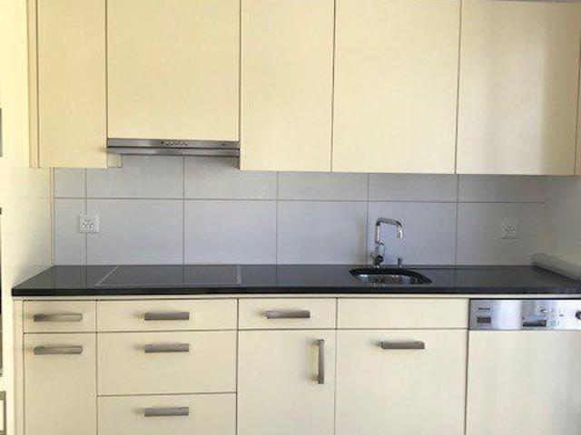 2.5 Zimmer, 55 m², 2. Stock