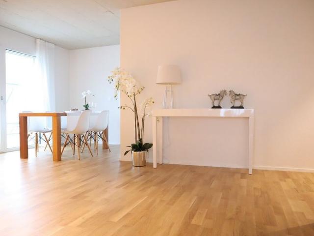 2.5 Zimmer, 55 m², 4. Stock
