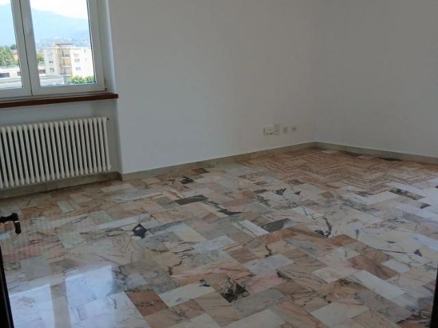 2.5 Zimmer, 55 m², 5. Stock