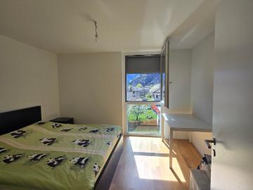 Grono, Moësa, Graubünden - Parkplatz, Keller