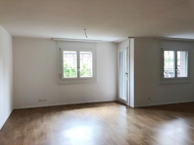 2.5 Zimmer, 55 m², EG