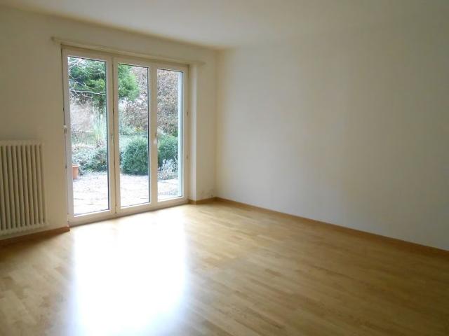 2.5 Zimmer, 55 m², EG