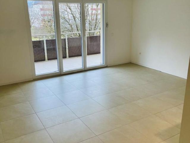 2.5 Zimmer, 56 m², 1. Stock