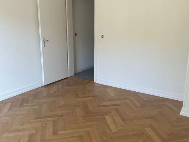 2.5 Zimmer, 56 m², 2. Stock