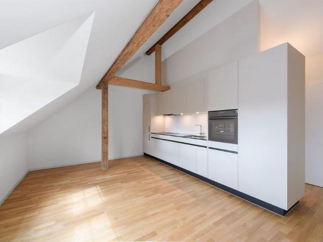 2.5 Zimmer, 56 m², 4. Stock