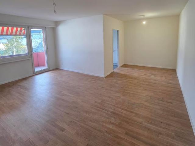 2.5 Zimmer, 57 m², 2. Stock