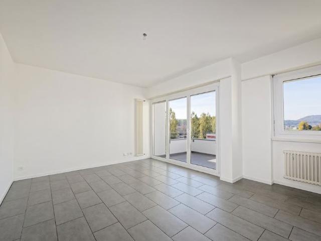 2.5 Zimmer, 57 m², 4. Stock