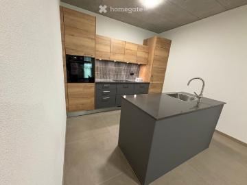 Wohnung mieten in Gorduno - Parkplatz