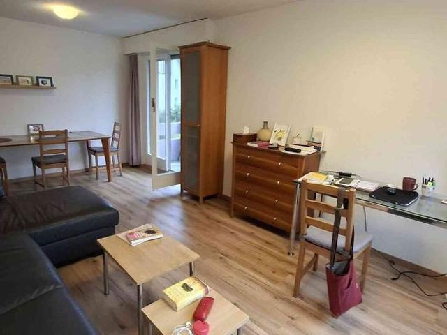 2.5 Zimmer, 58 m², 1. Stock