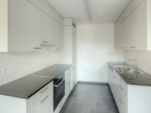 2.5 Zimmer, 58 m², 1. Stock