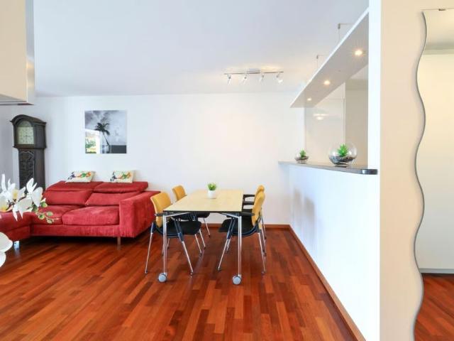 2.5 Zimmer, 58 m², 2. Stock