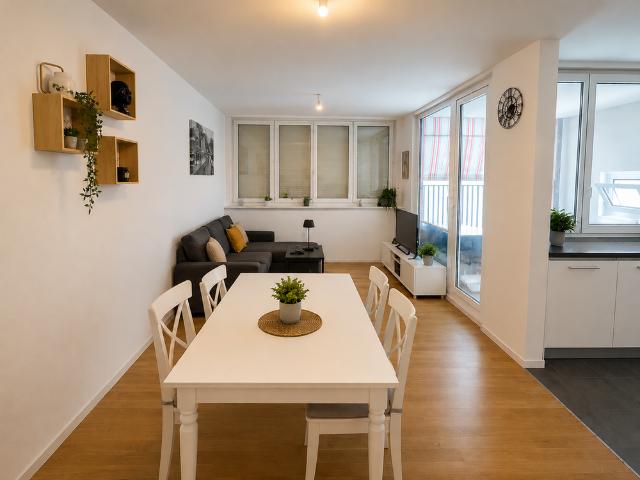 2.5 Zimmer, 58 m², 8. Stock