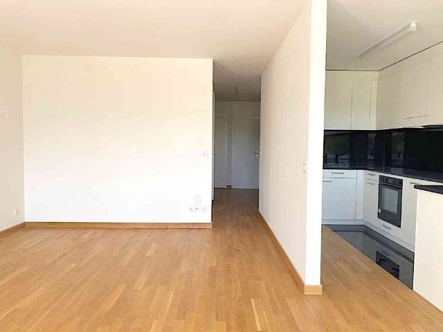2.5 Zimmer, 58 m², 8. Stock