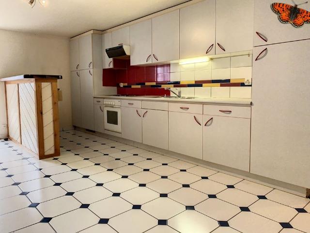 2.5 Zimmer, 58 m², EG