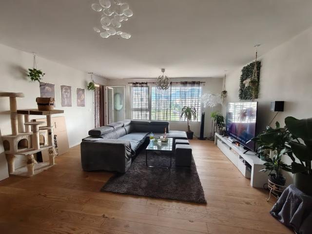 2.5 Zimmer, 59 m², 3. Stock