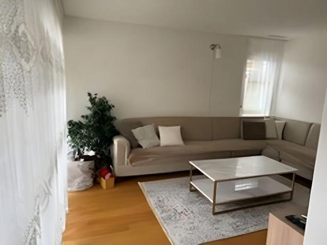 2.5 Zimmer, 59 m², 2. Stock
