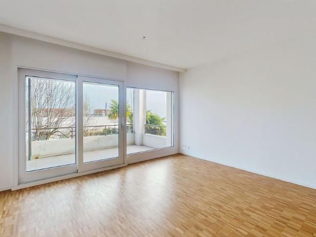 2.5 Zimmer, 59 m², 2. Stock