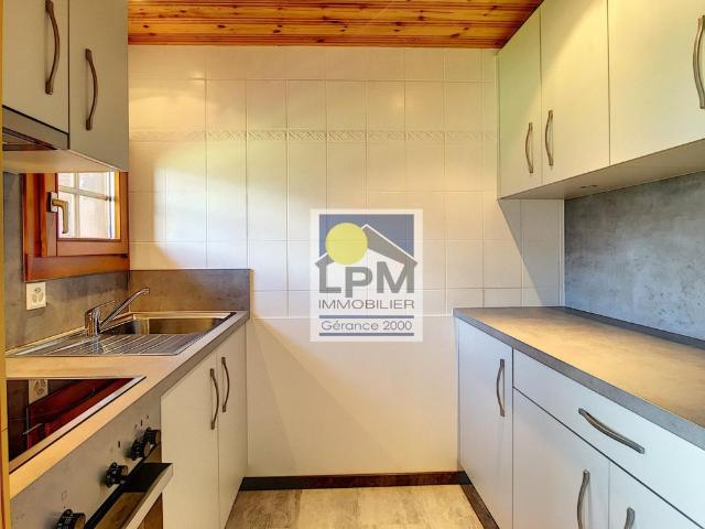 2.5 Zimmer, 50 m², 2. Stock