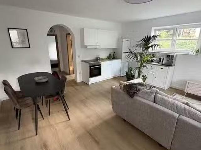2,5 Zimmer 50 m² 545 € Kaltmiete Wohnungen in Bad Rothenf.