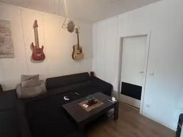 2,5 Zimmer 51 m² 440 € Kaltmiete Wohnungen in Magdeburg