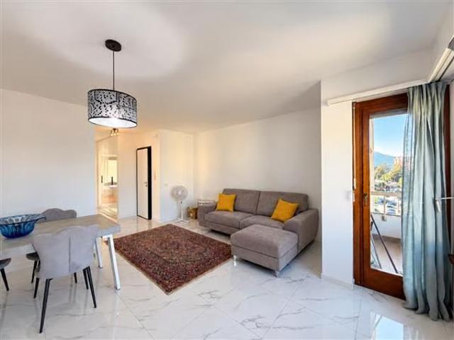 2.5 Zimmer, 53 m², 3. Stock