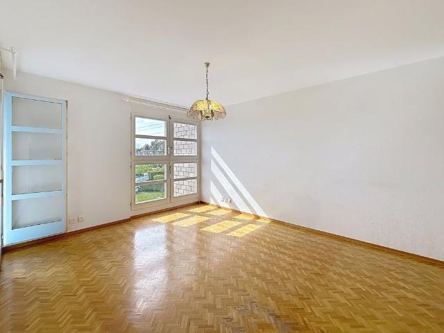 2.5 Zimmer, 53 m², 1. Stock