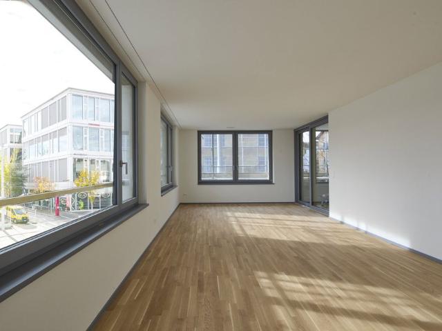 2.5 Zimmer, 64 m², 1. Stock