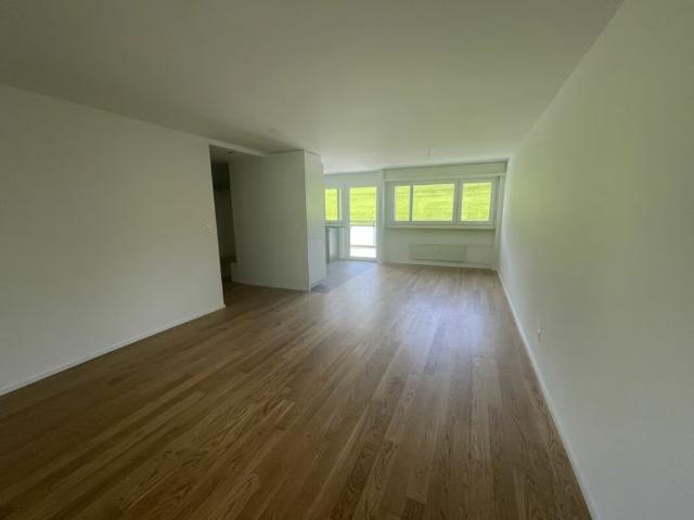 2.5 Zimmer, 64 m², 1. Stock