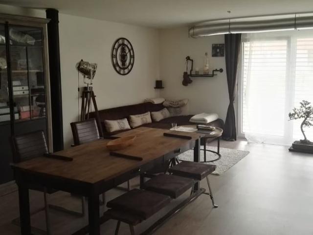 2.5 Zimmer, 64 m², 1. Stock