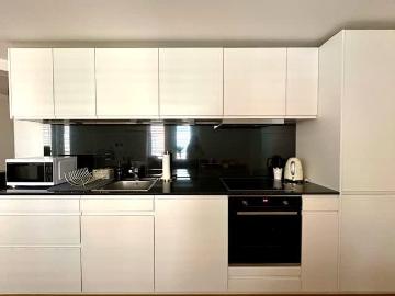 2.5 Zimmer, 64 m², 1. Stock