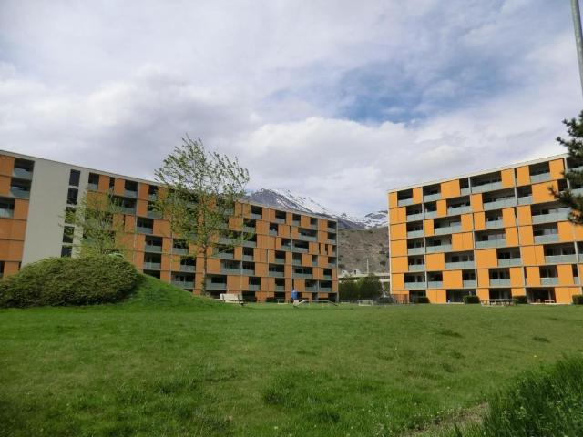 2.5 Zimmer, 64 m², 1. Stock